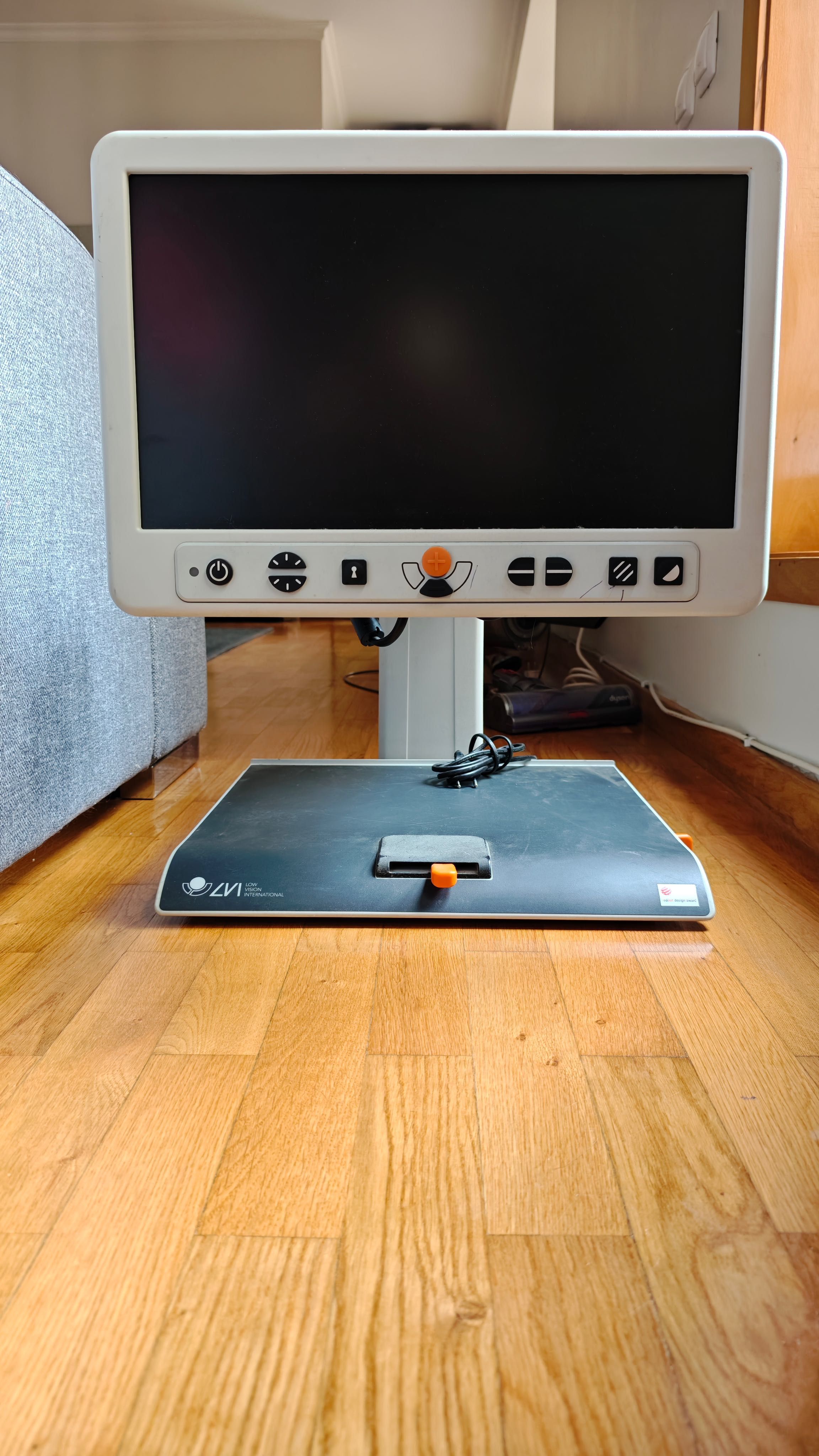 MAGNILINK Vision Basic FHD LVI 19"