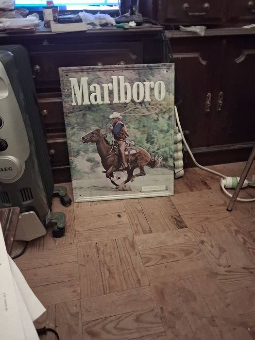Chapa grande de publicidade Marlboro