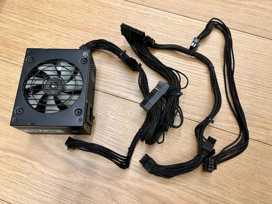 Zasilacz do komputera Corsair SF750 750W 80 Plus Platinum
