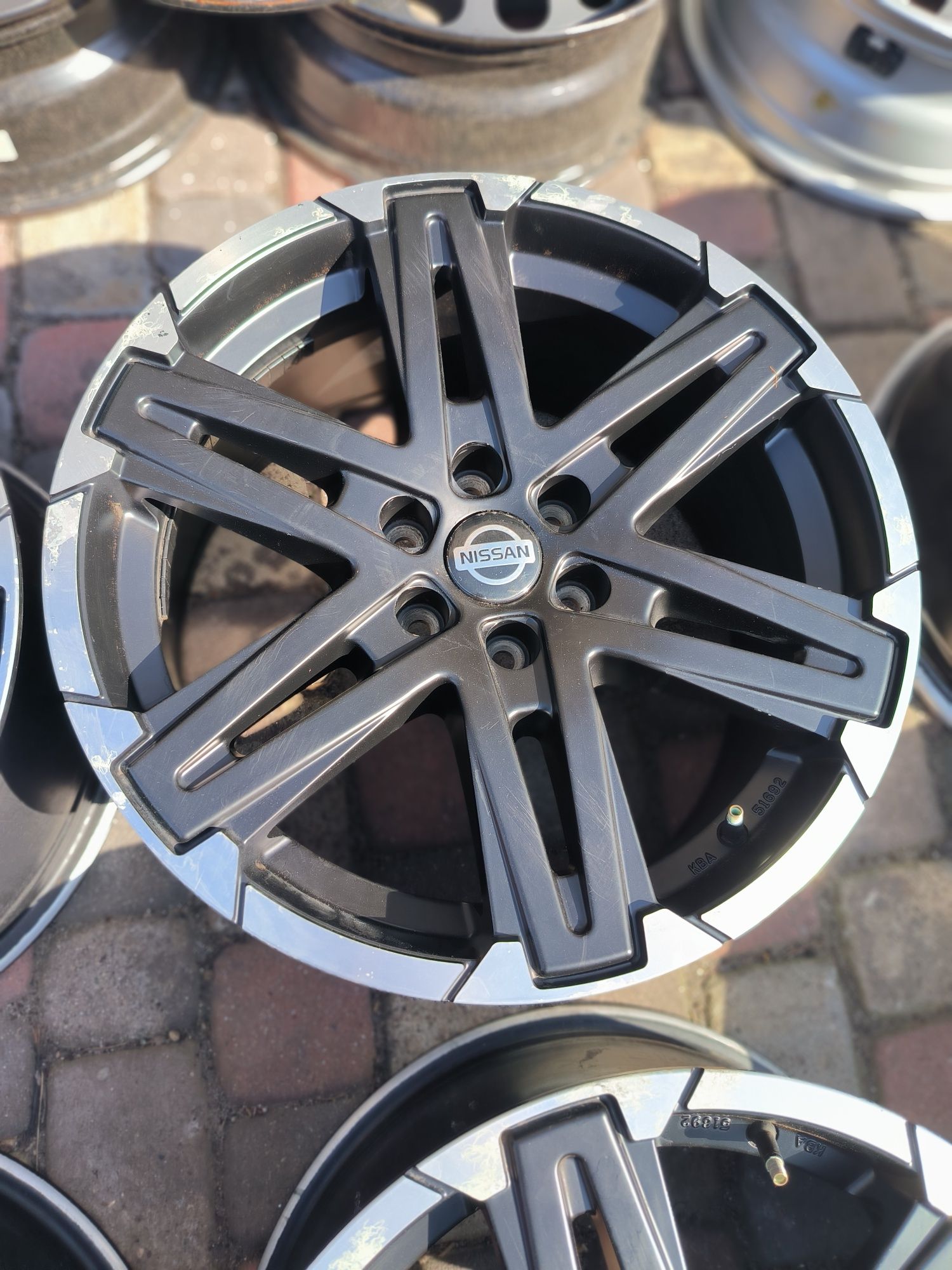 Felgi aluminiowe 18 Nissan Navara Pathfinder - 6x114.3