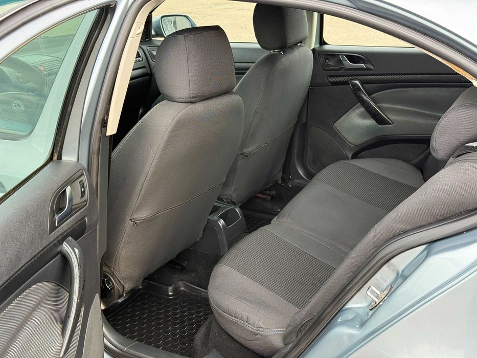 Продам SKODA Octavia а5 2006р 1.6газ-бенз