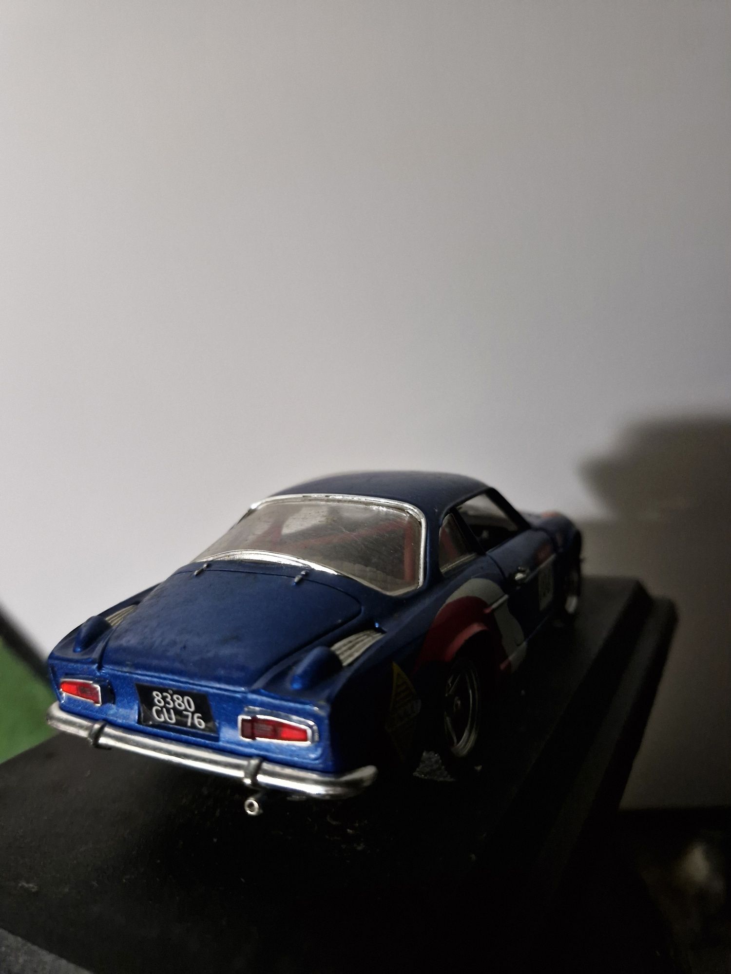Carrinho miniatura alpine renault a110 .