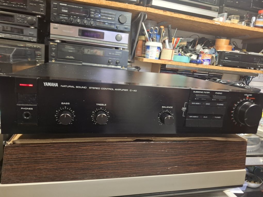 Przedwzmacniacz Yamaha C-40
