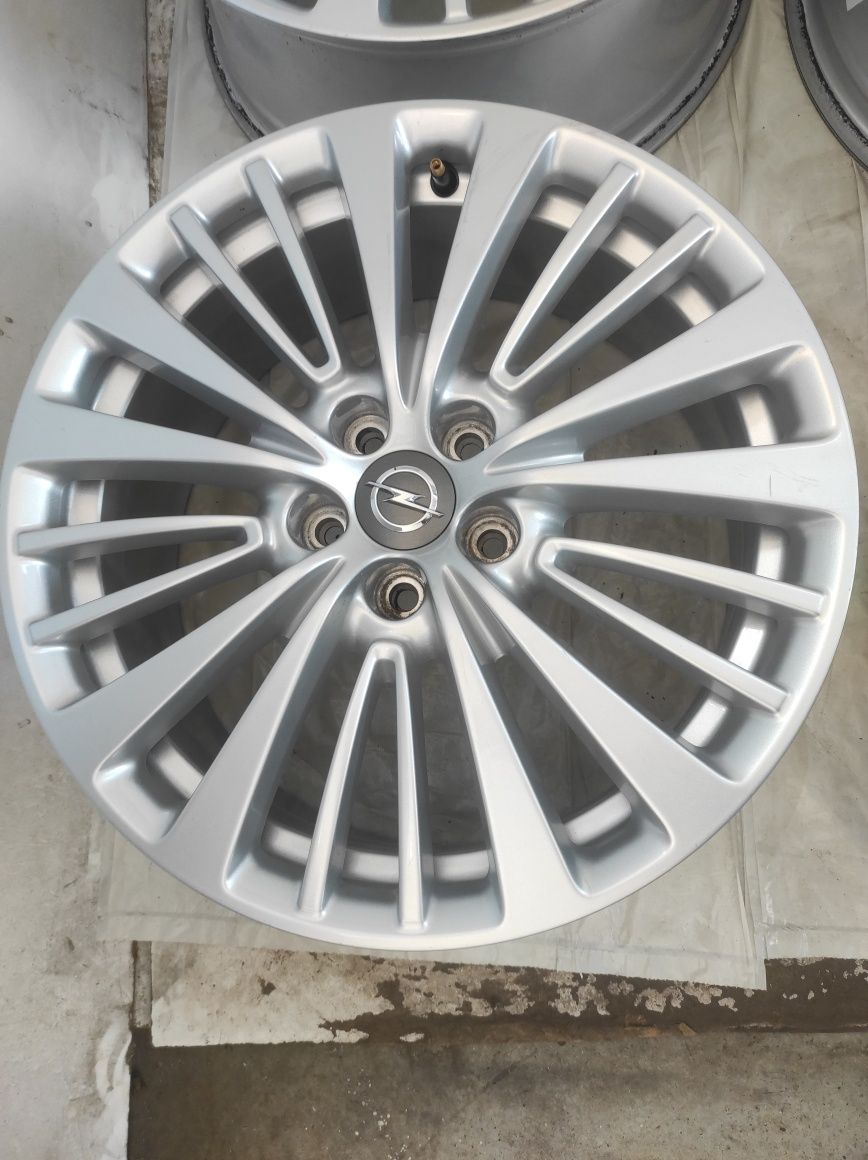 411 Felgi aluminiowe ORYGINAŁ OPEL R 18 5x108 Bardzo Ładne