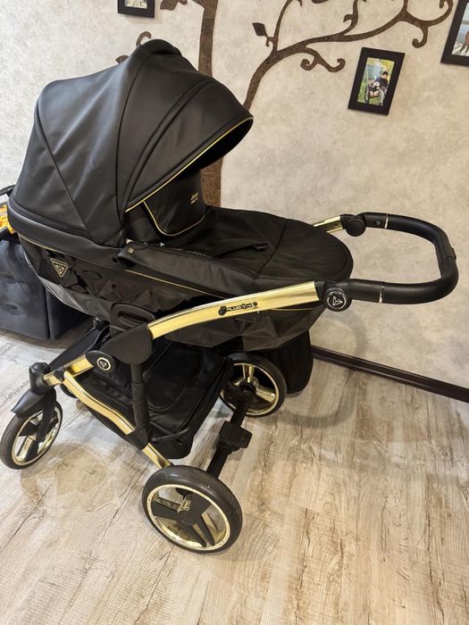 коляска Junama Diamond