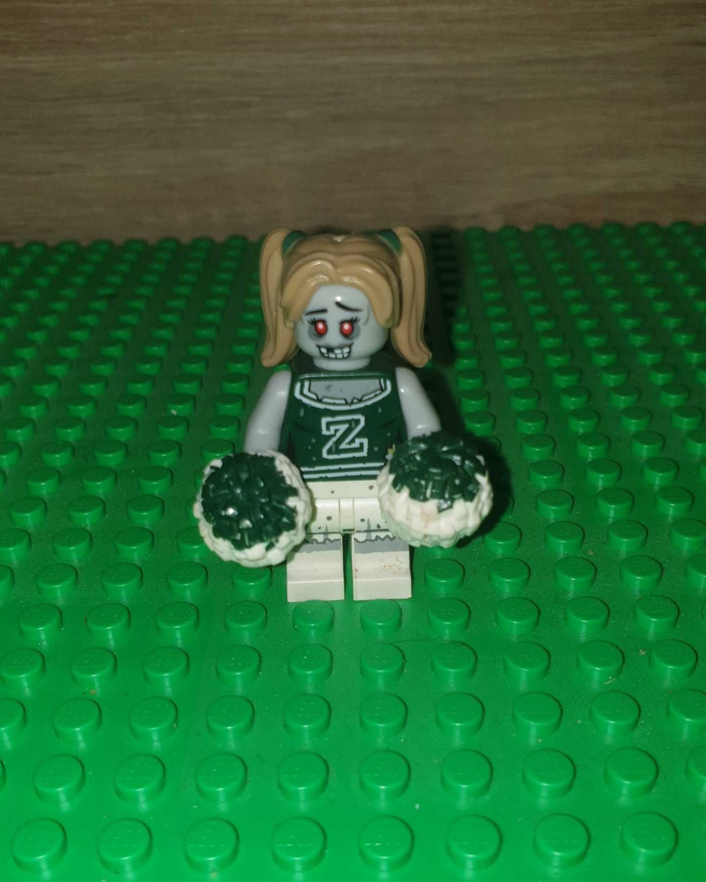 Lego Minifigures Series 14 Zombie Cheerleader