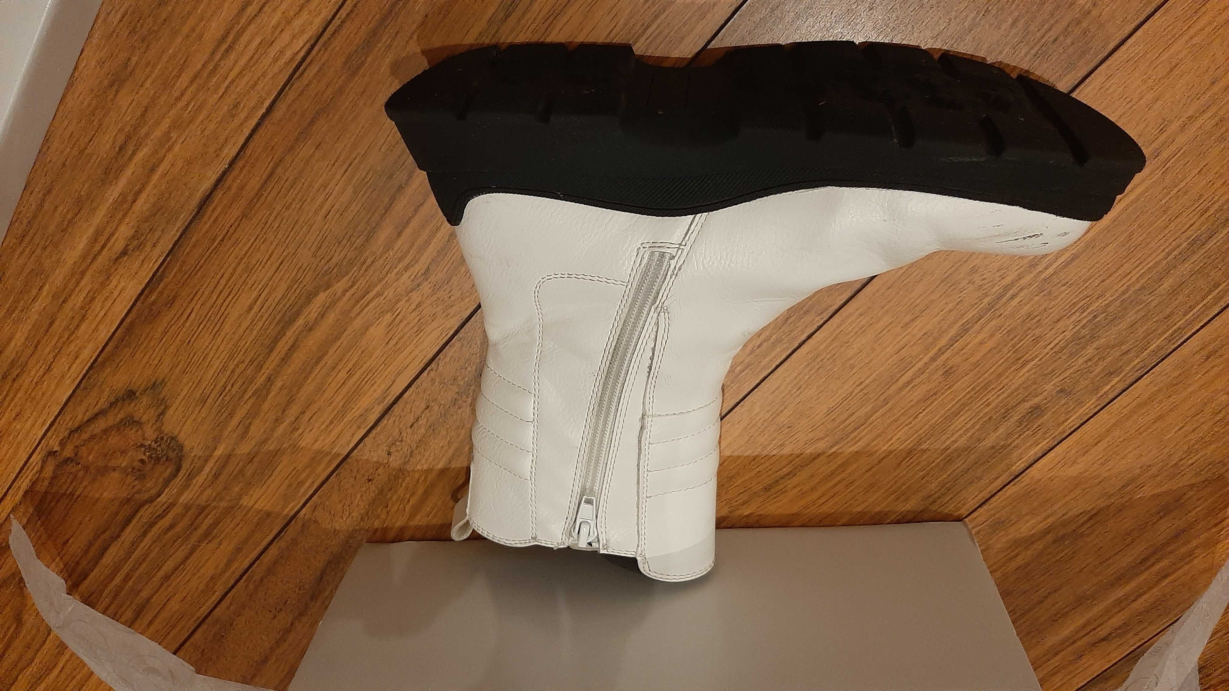 Botas de menina sola alta