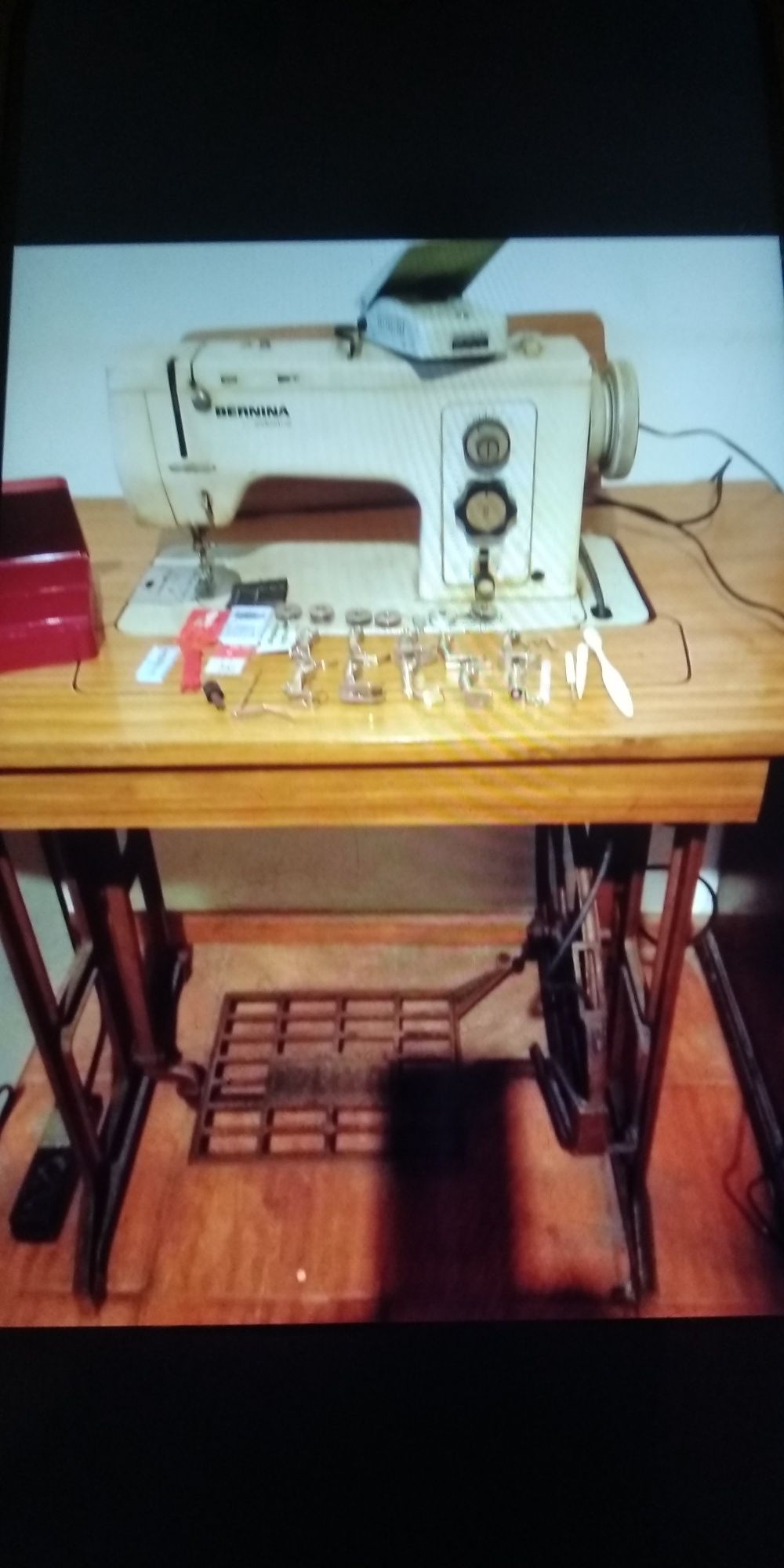Máquina de costura de marca Bernina