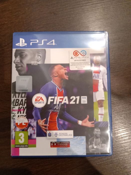 Gra FIFA 21 na PS4