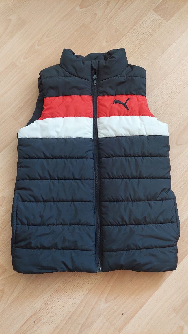 Продам жилет PUMA