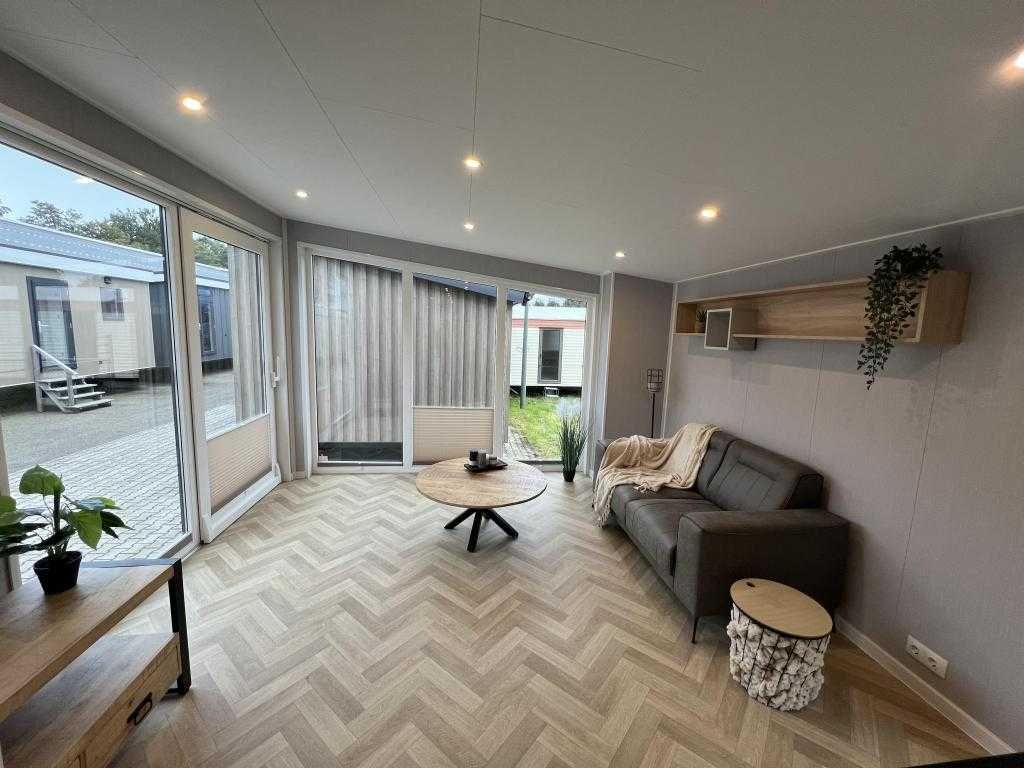 Dom mobilny SANDE | 13.05 x 4.8 m | 42.8 m² | POD KLUCZ