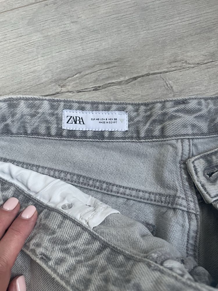 Zara jeans wild leg ze strednim stanem rozm 40