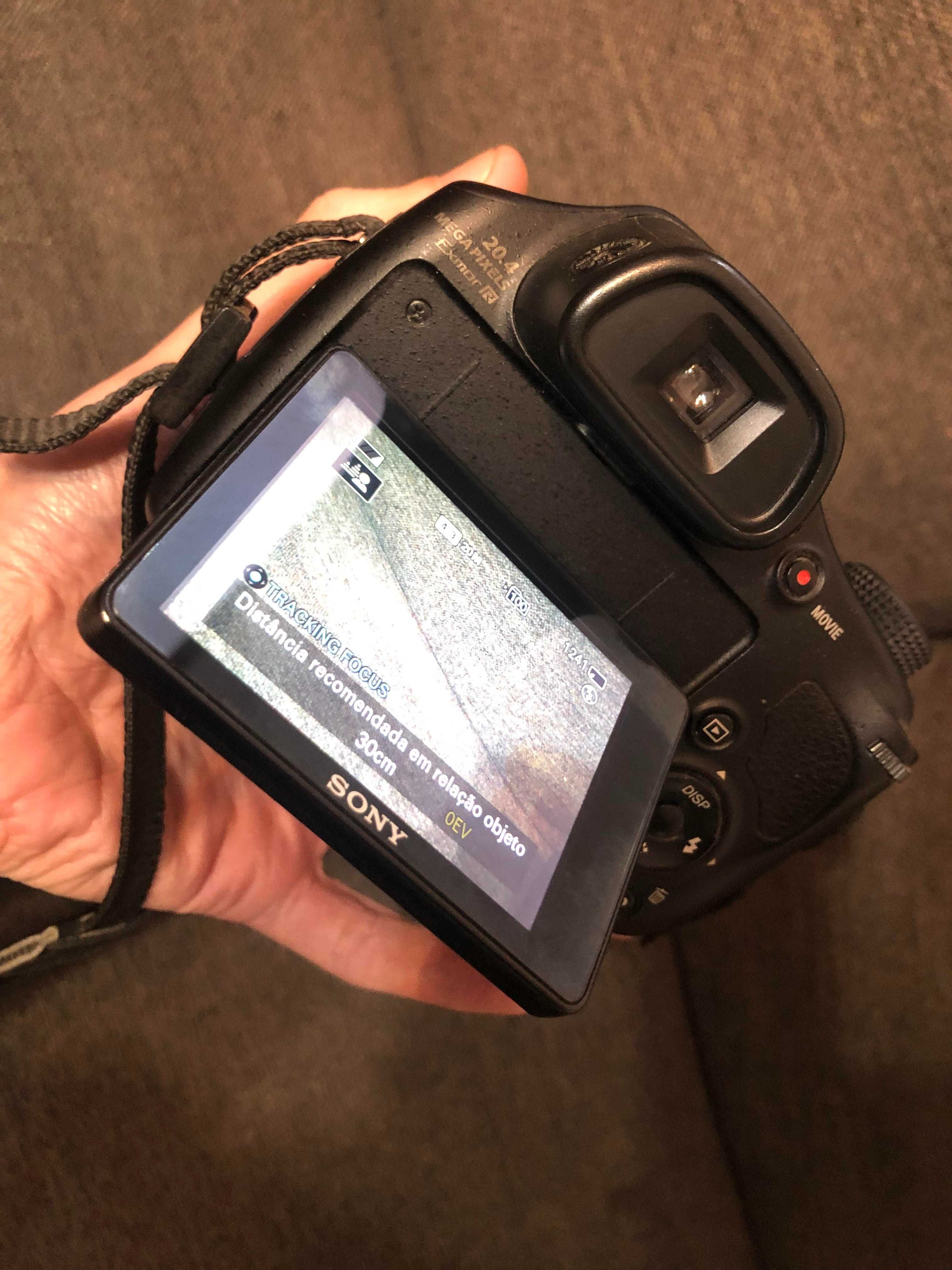 Camera Sony Cyber-Shot DSC HX 300 + Cartão 8GB
