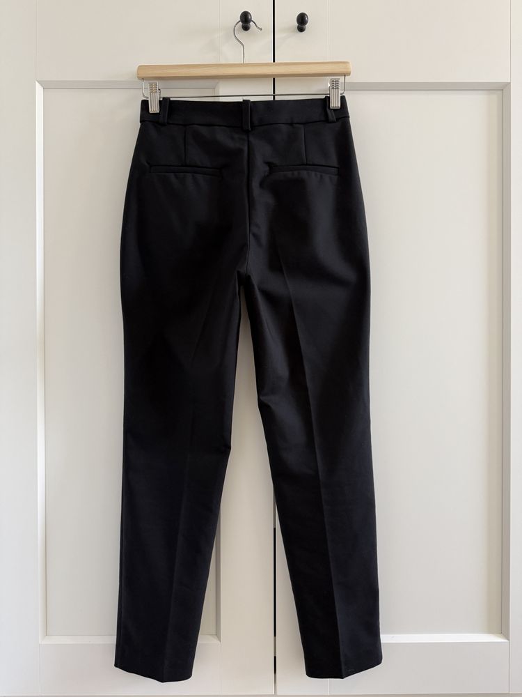 Czarne klasyczne eleganckie spodnie cygaretki prosta nogawka H&M 36 S