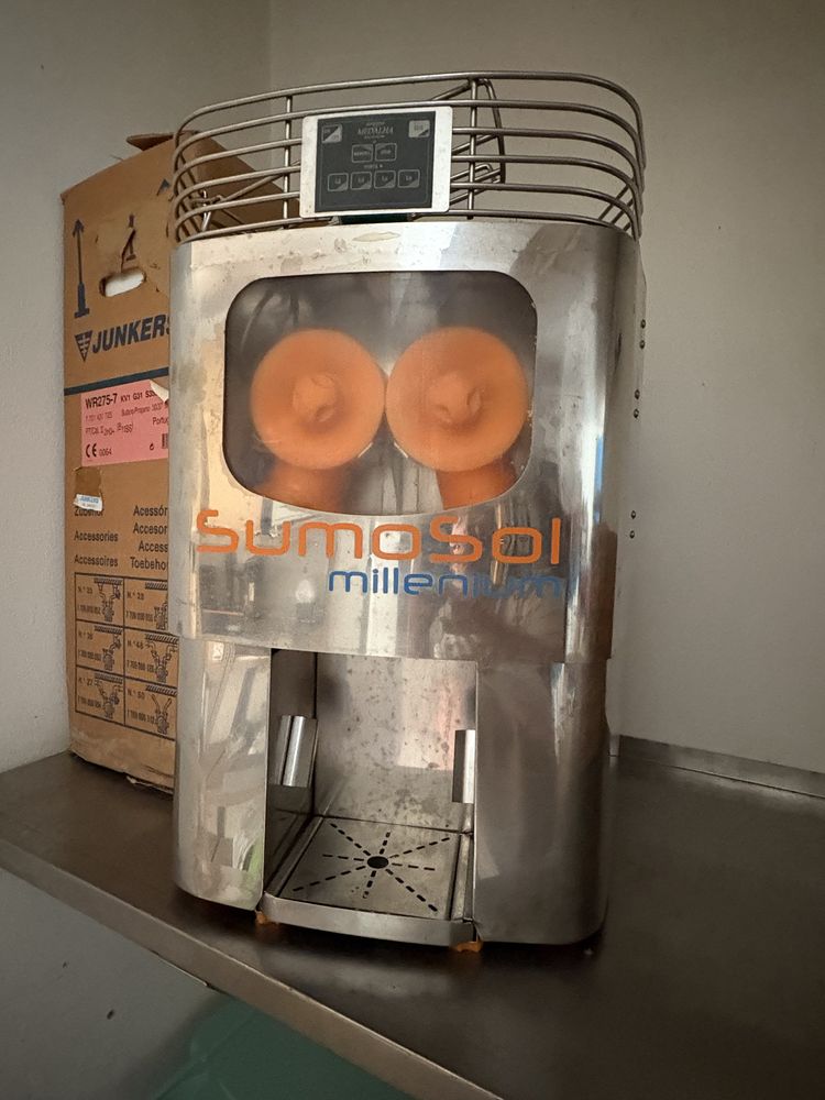 Máquina de fazer sumo