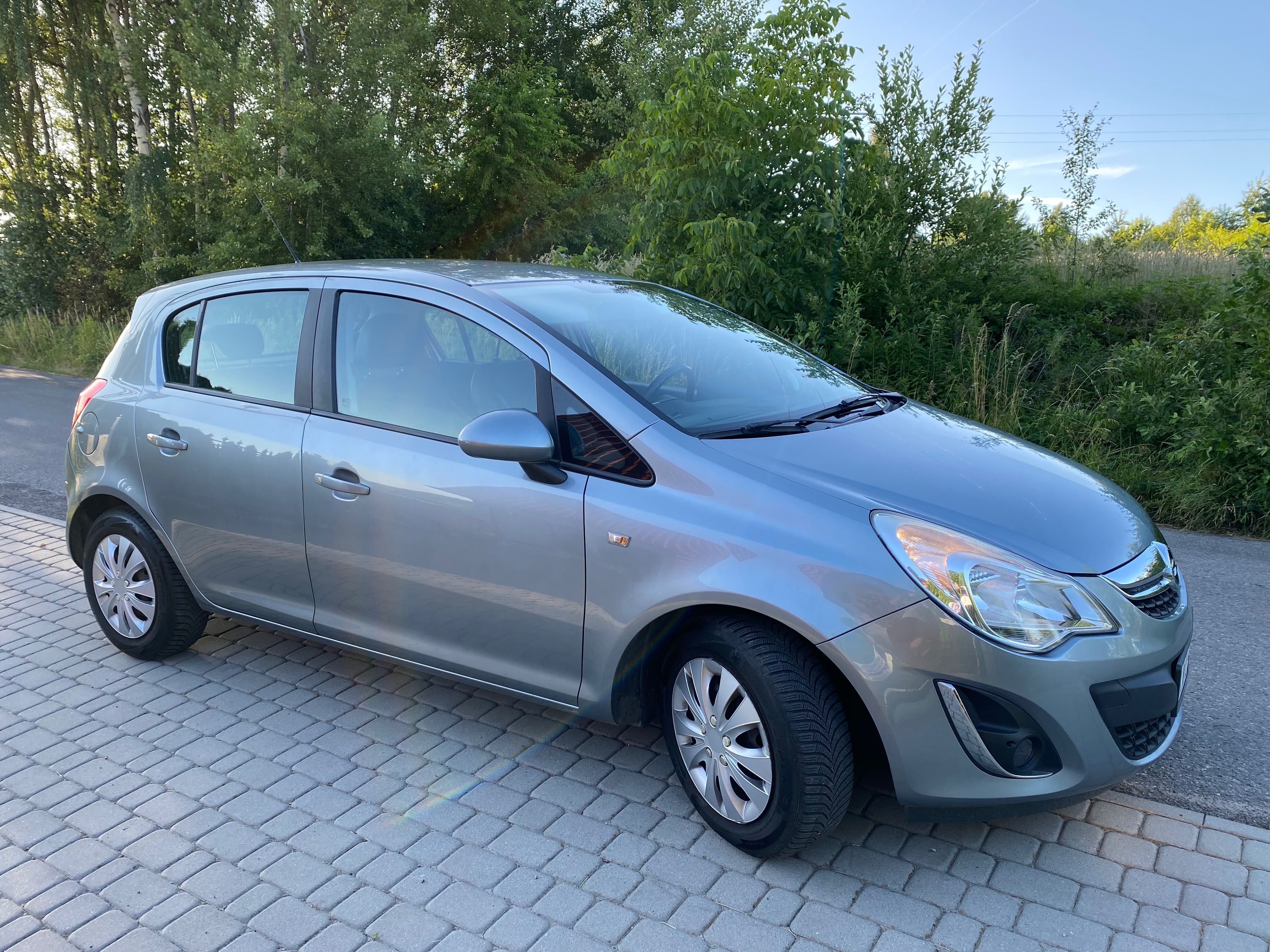 Opel Corsa 1,2 benzyna 85KM dobra wersja Gwarancja 12 mcy!