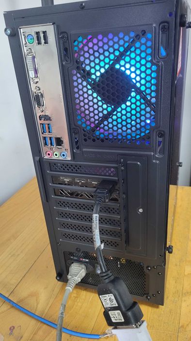 Игровой ПК Ryzen 5 2600/ RX5700XT 8GB  /16GB ddr4/ssd 512gb
