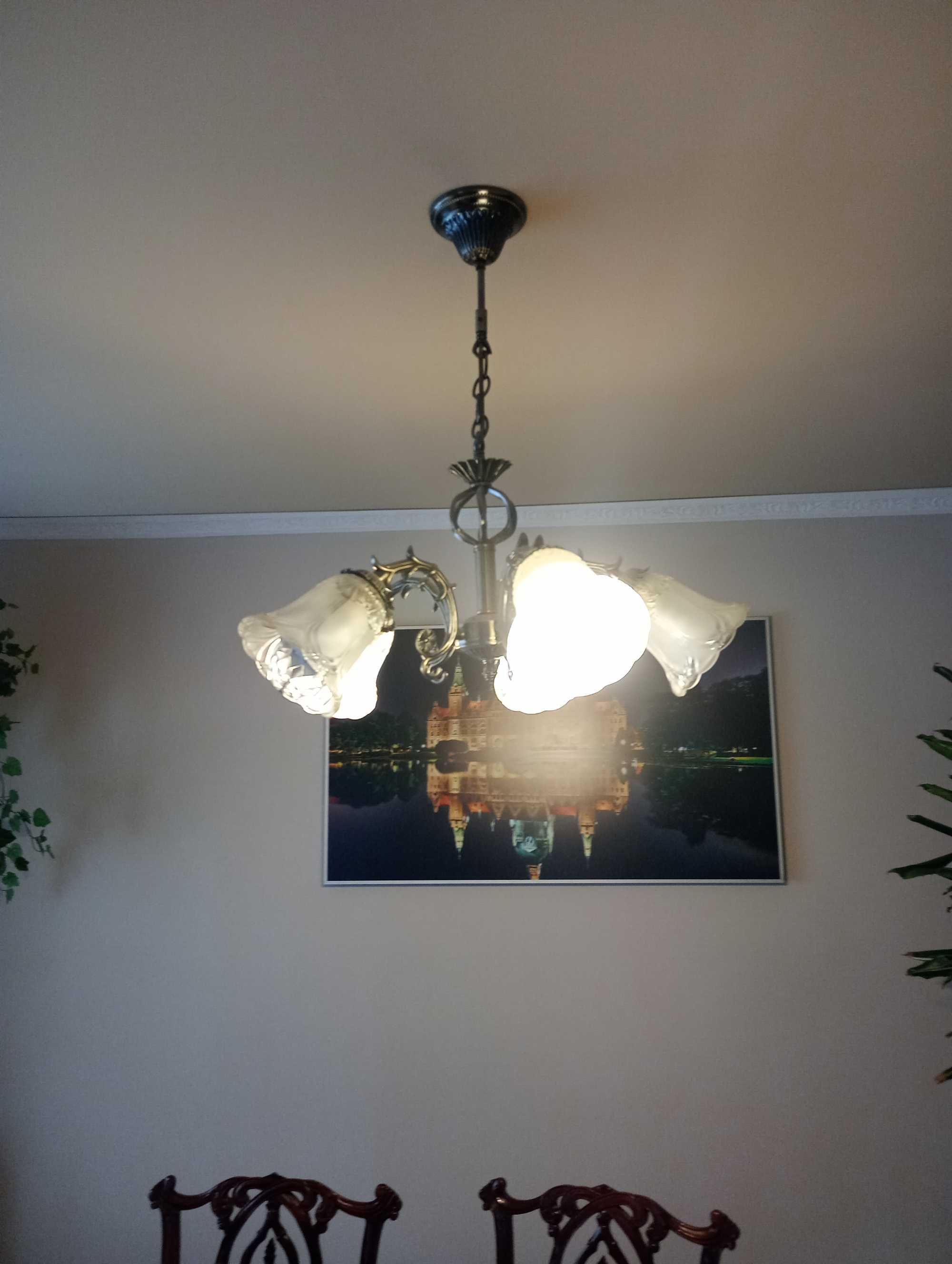 lampa do salonu  na 5 zarówek