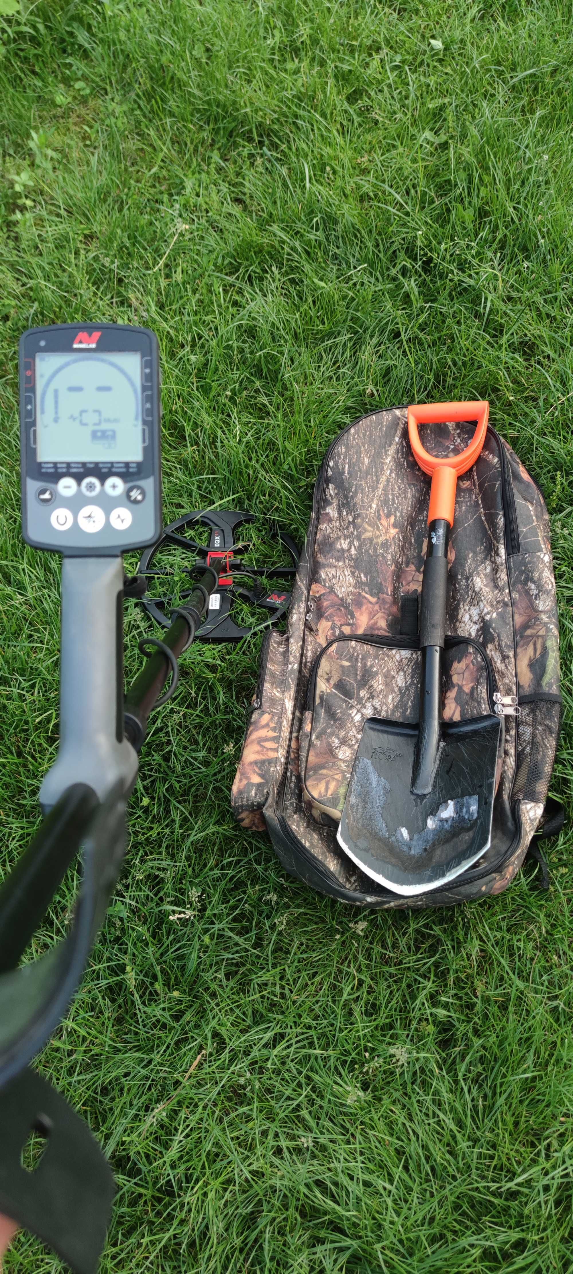 Металошукач Minelab Equinox 800