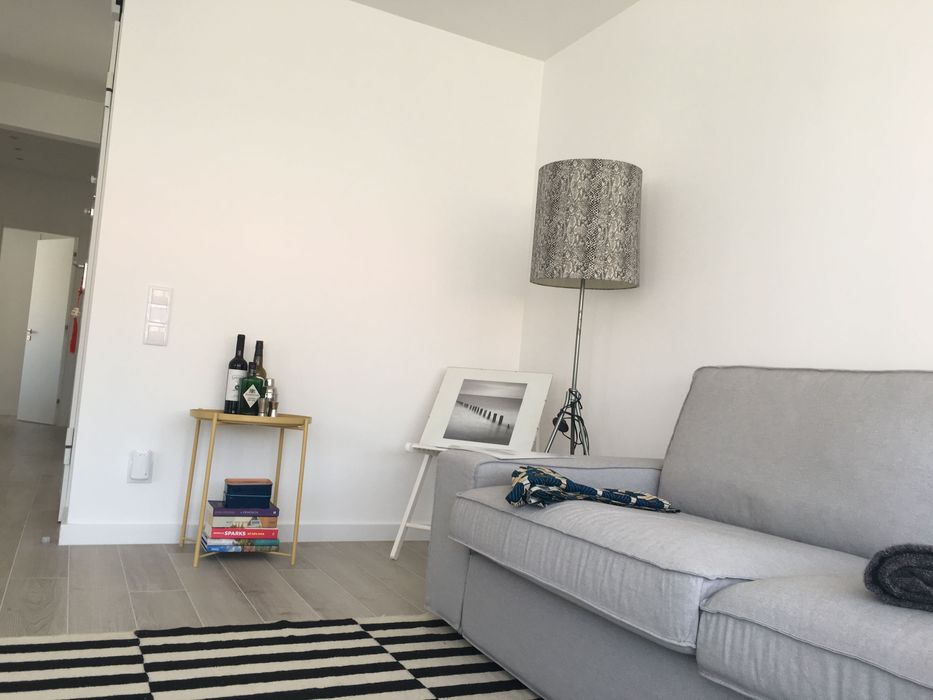 Arrendo T2 Linda a Velha