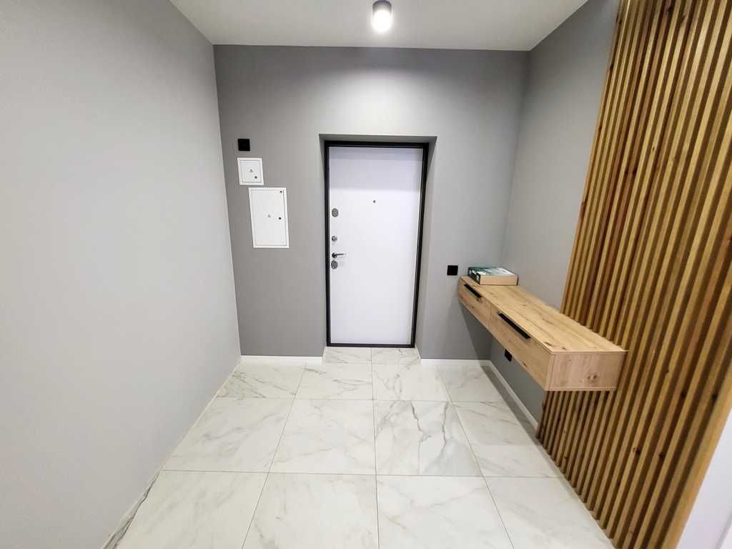 Продажа 2-х к.кв. на этаже кладовка 3,5 кв.м ул. Почтовая д.119, ЖК 1.