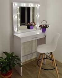 Туалетный визажный столик зеркало визажиста под барный стул высокий
