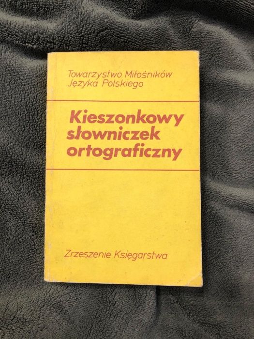 Kieszonkowy słowniczek ortograficzny