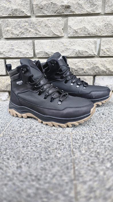 Чьоловіче шкіряне зимове взуття