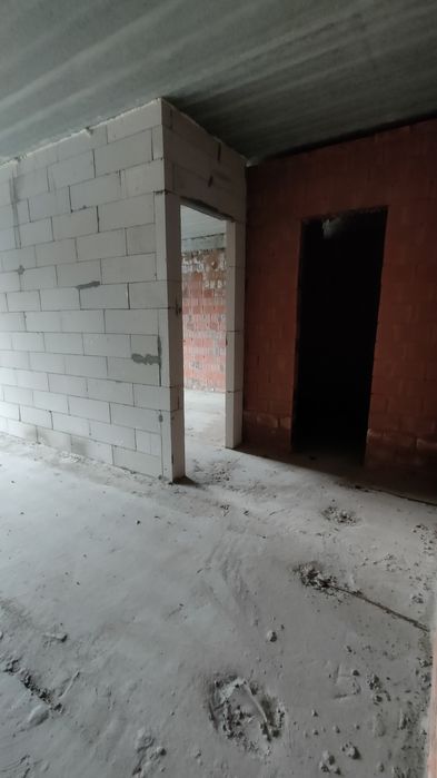 Простора Євро 2кк, Є з ДВОРОМ єОселя-ТАК, оформлення 2%, не 12%