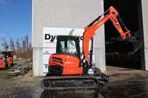 Kubota Mini giratória  rastos 5 toneladas como nova