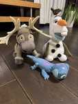 Олаф, Свен і саламандра Frozen Disney