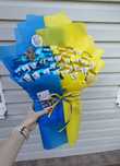 Солодкий патріотичний букет для вчителя