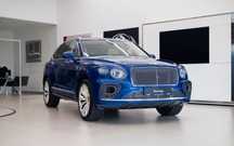 Bentley Bentayga Azure V8 2023 Sequin Blue