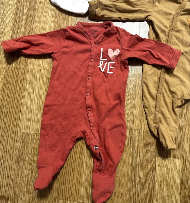 Чоловічки, боді, лосінки, для пеленання немовля 56-62