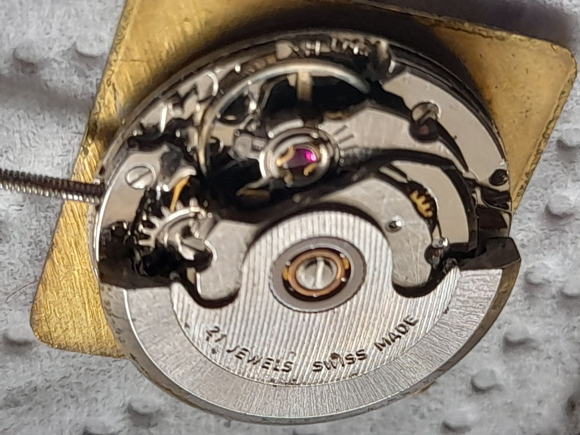 Zegarek Cartier do naprawy.