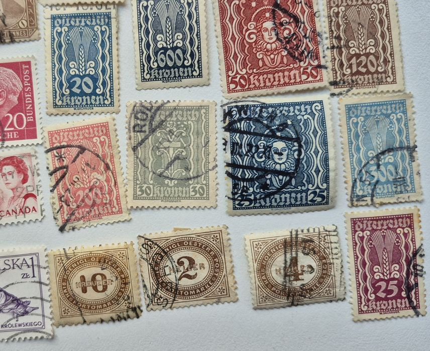 Колекція марок світу 74 марки без повторів 1900 - 1990 років