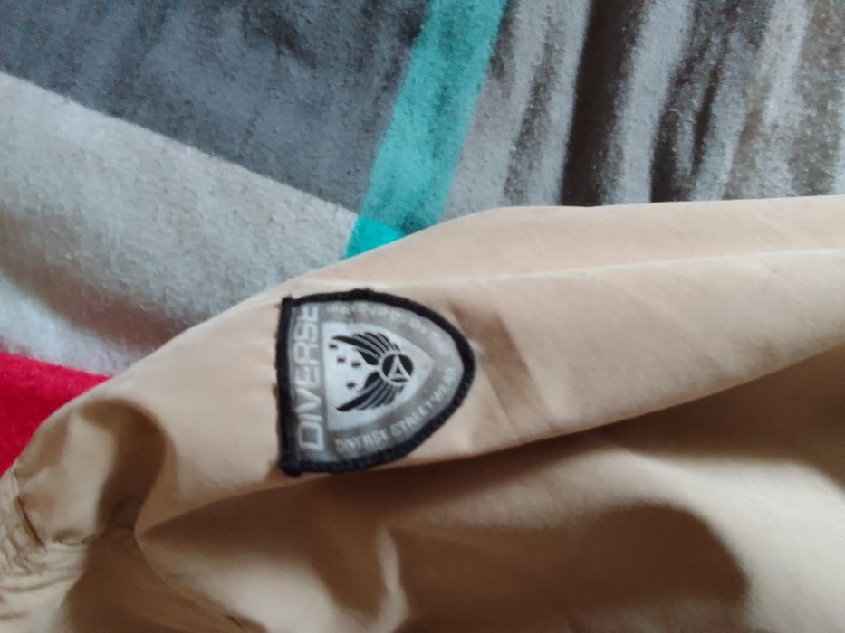 Kurtka Diverse z kapturem