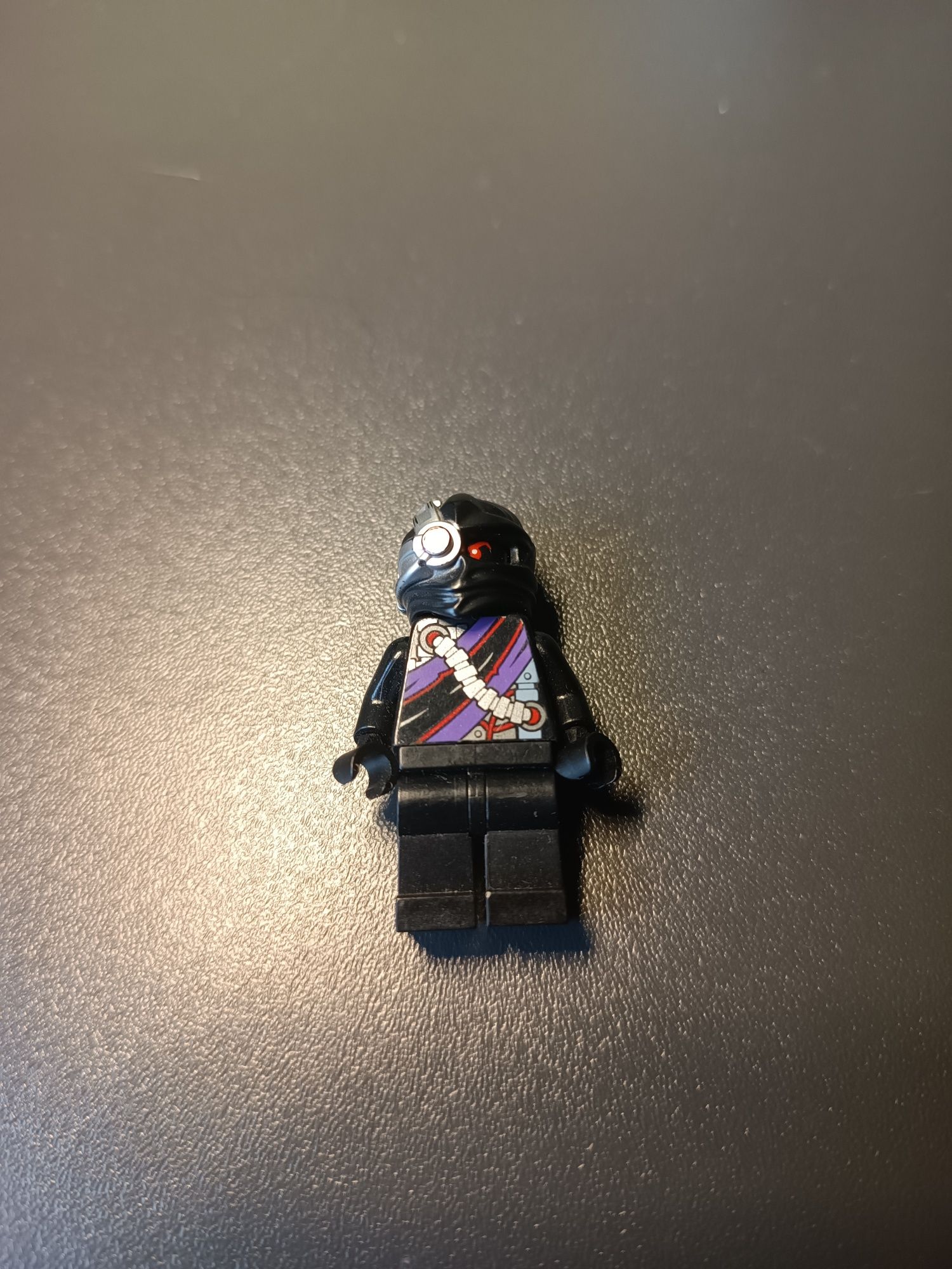 Lego Ninjago njo101 Nindroid Warrior