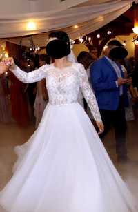 Sukienka ślubna Gertrude długi rękaw koronka S/M koło welon