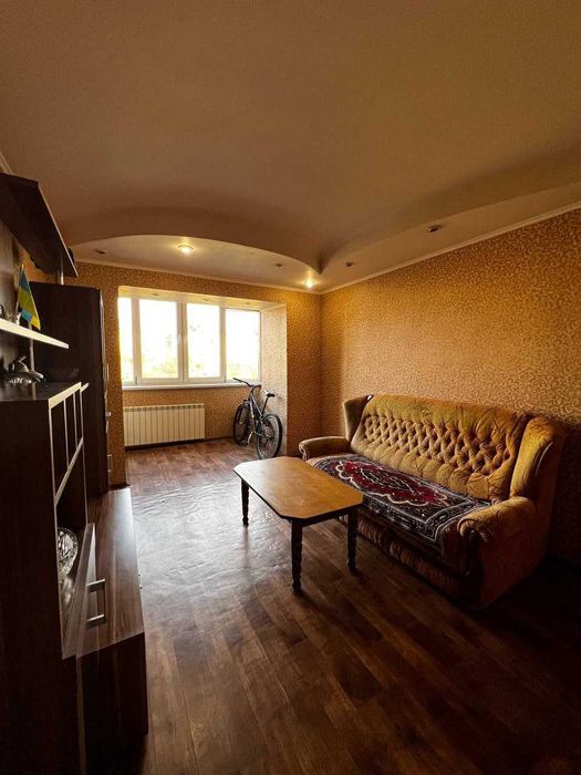 Продам 2 комнатную квартиру ( Глинки ) Корабельный