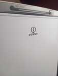 Продам морозильну камеру Indesit