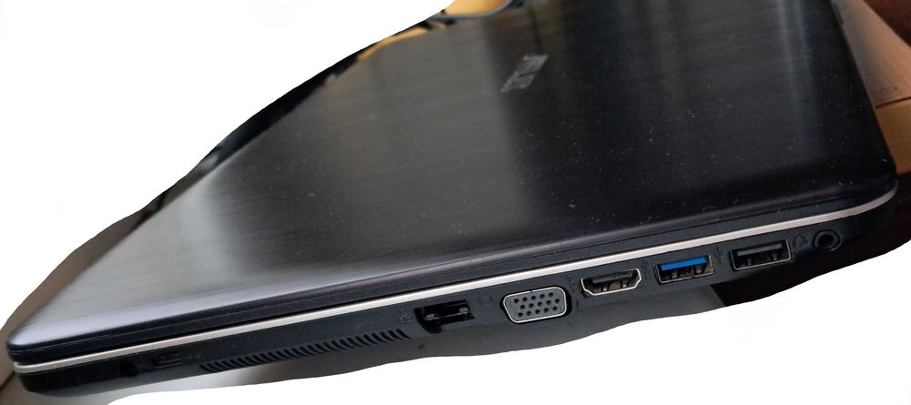 Ноутбук ASUS VivoBook Max X541SC екран Full HD 1920×1080