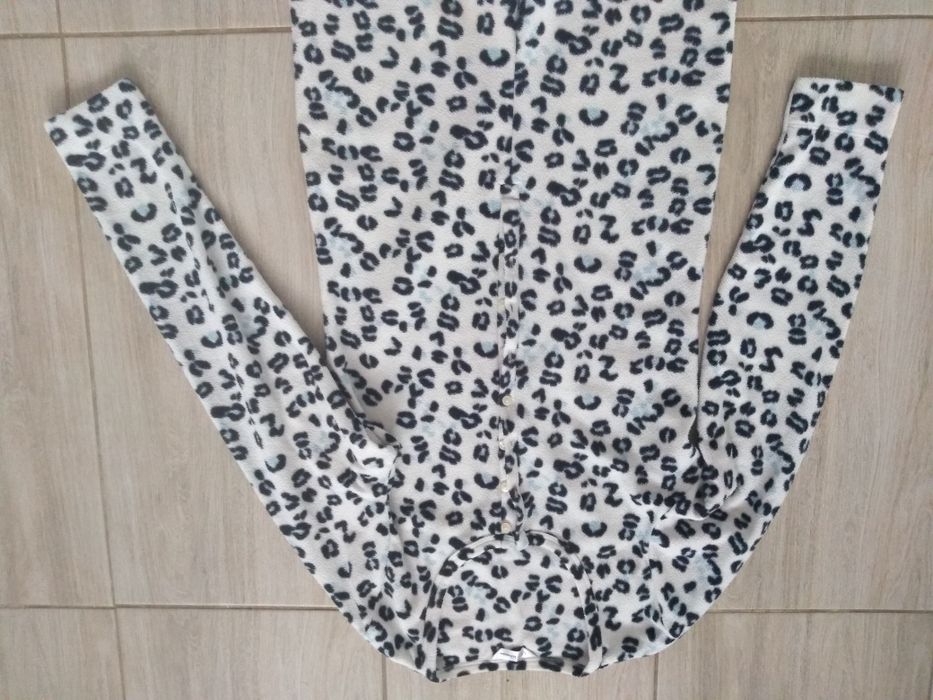 Piżama młodzieżowa damska kombinezon zimowy onesie w panterkę S