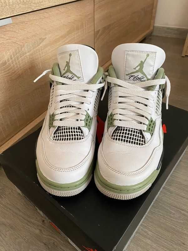 NikeAir Jordan4Retro R.43