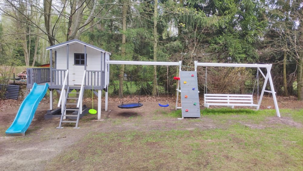 Nowy Dom nad jeziorem linia brzego ,prywatny pomost,sauna i jacuzzi