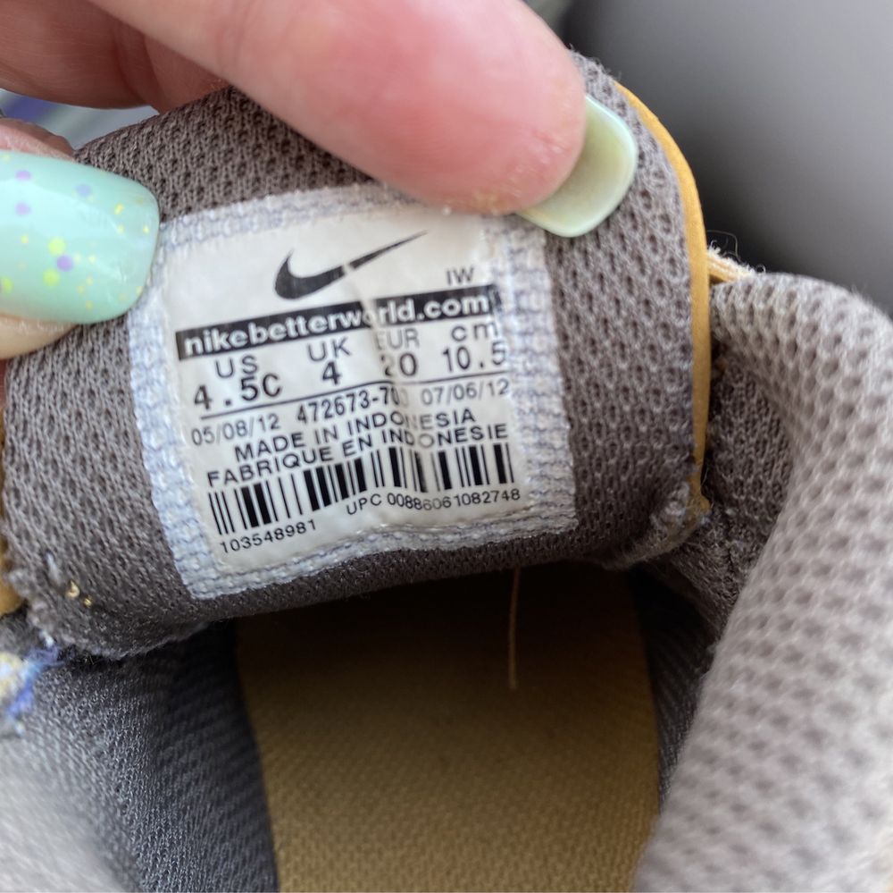 Nike демісезонні 4,5c 20 розмір