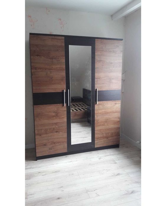 Шафа 156 см Нова зі складу Венге/ Апріл Новый В наличии