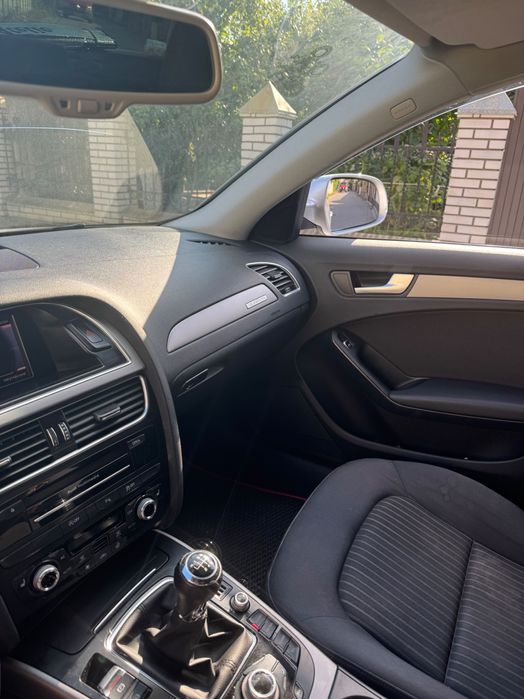 Audi A4 2013 повний привід