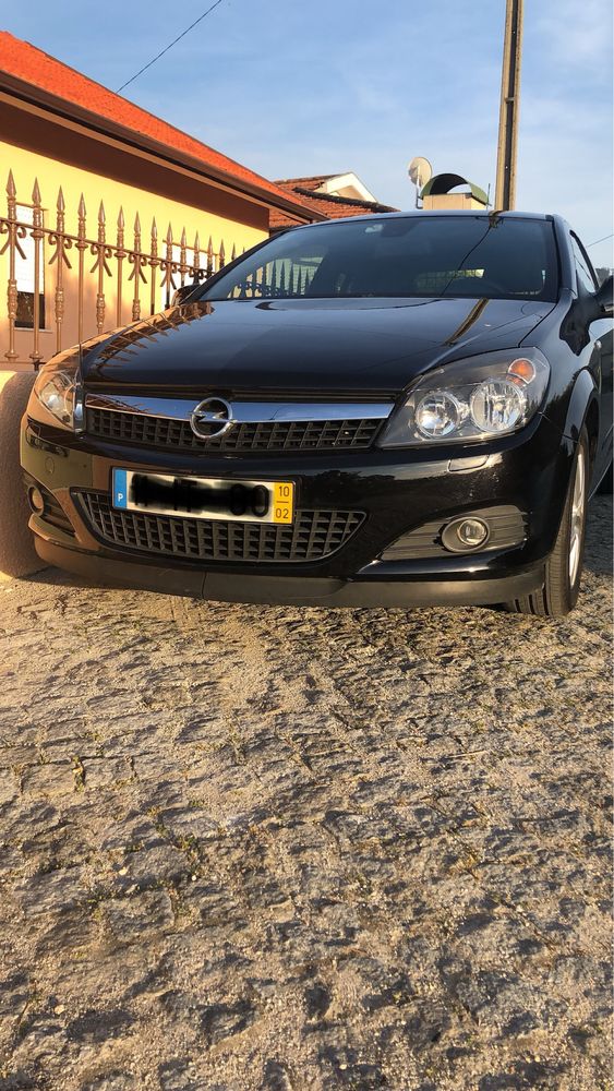 Opel Astra H GTC 2010