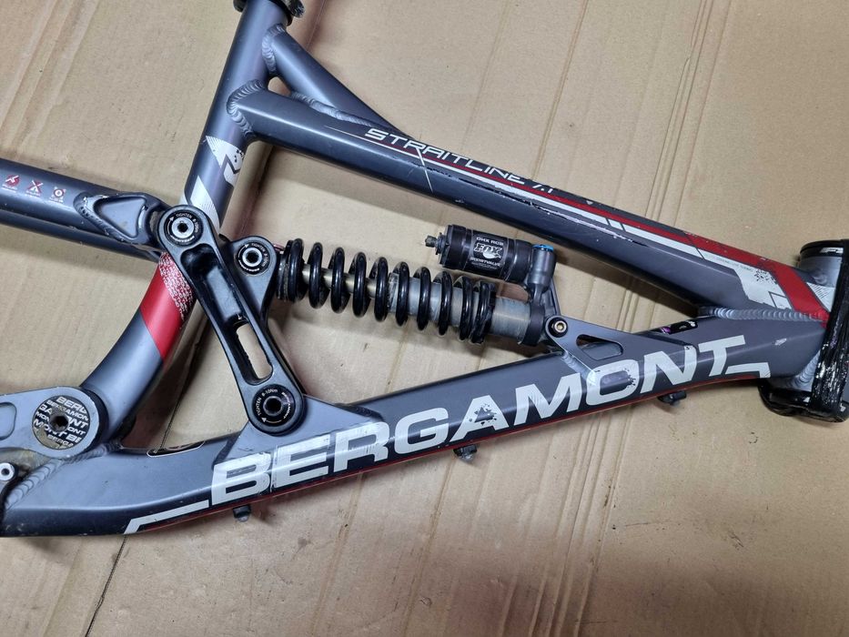 Rama typu full Bergamont Straitline 7.1, pod 26